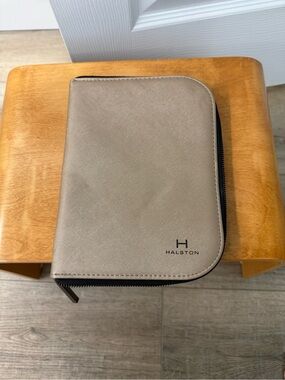 Halston Zip Travel Jewelry Case in Taupe
